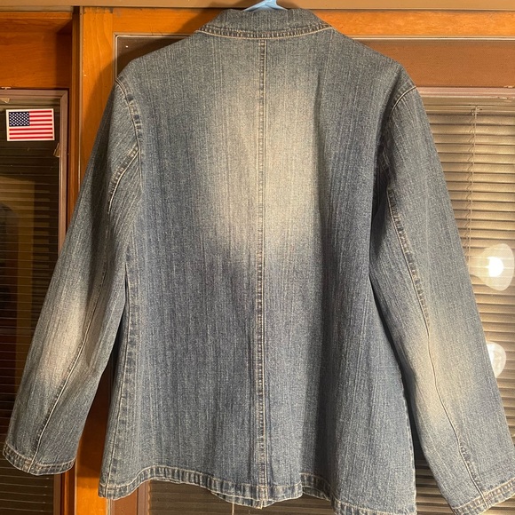 Chico’s size 2 Jean Jacket! Button down, light and distressed! GUC! So cute! - Picture 8 of 8
